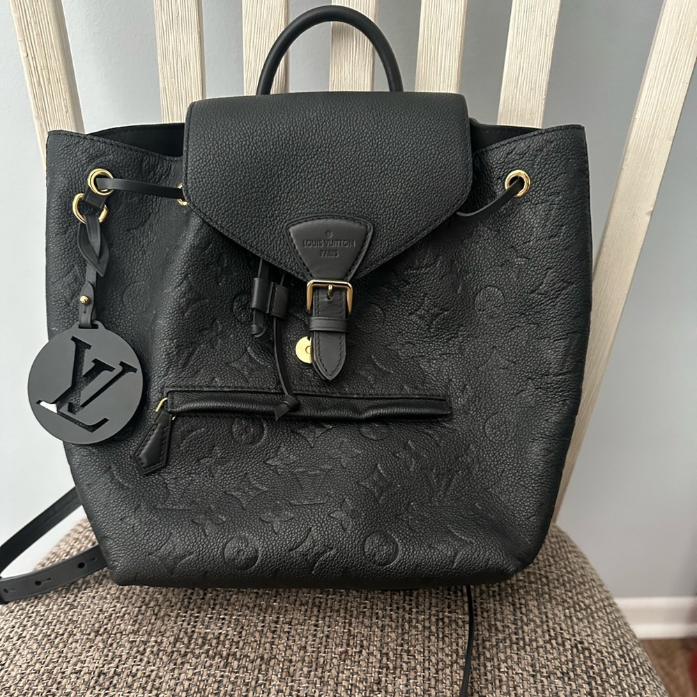 Louis Vuitton Montsouris Backpack in Black -Like New
